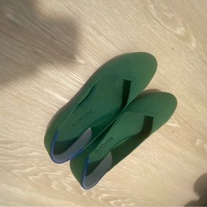 Rothy’s the flat in green